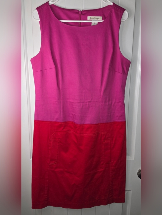 Laundry By Shelli Segal Dresses & Skirts - Laundry by Shelli Segal Pink & Red Colorblock Sheath Dress NWOT Size 6 ❤️